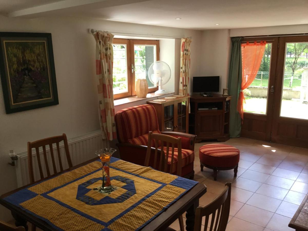 La Garenne Villa Exideuil-sur-Vienne Luaran gambar